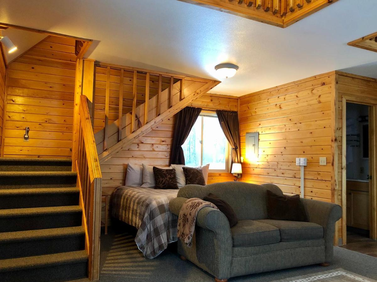 Susitna River Lodging, Riverside Cabins Талкитна Екстериор снимка